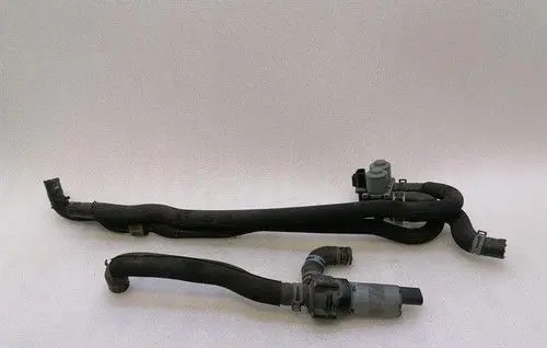 Audi R8 42 Coolant heater control valve 2R8H18495AC