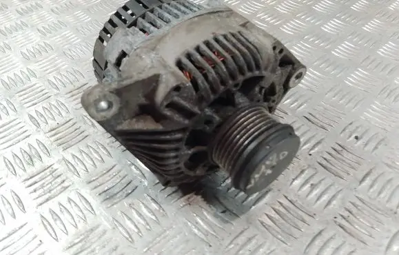 Volvo S40, V40 Generator/alternator 7700431945 2542315A