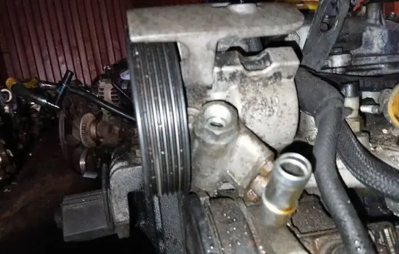 Chevrolet Captiva Power steering pump