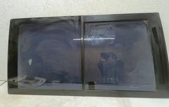 Mercedes-Benz Vito Viano W638 Rear side window 43R000470
