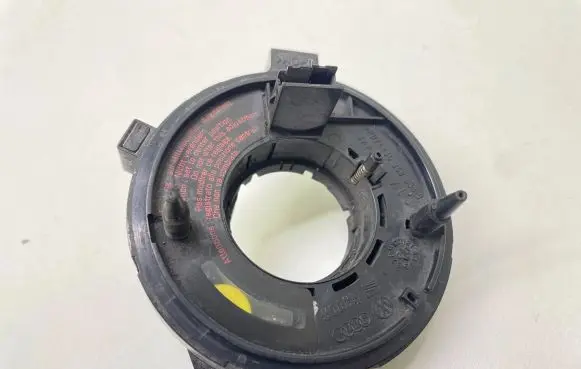 Audi A6 S6 C5 4B Airbag slip ring squib (SRS ring) 1J0959653B