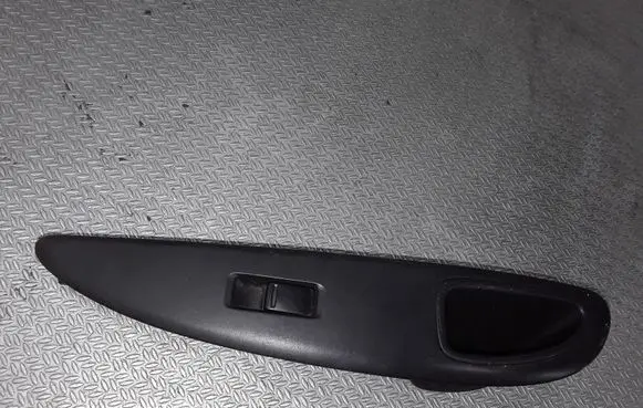 Nissan Primera Electric window control switch 25411AV600 80960AV660