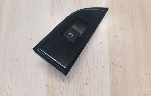 Nissan Qashqai J12 Quarter vent window switch 829606UA0A