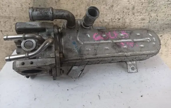 Volkswagen Golf V EGR valve cooler 038131513AD 128501 2102751285