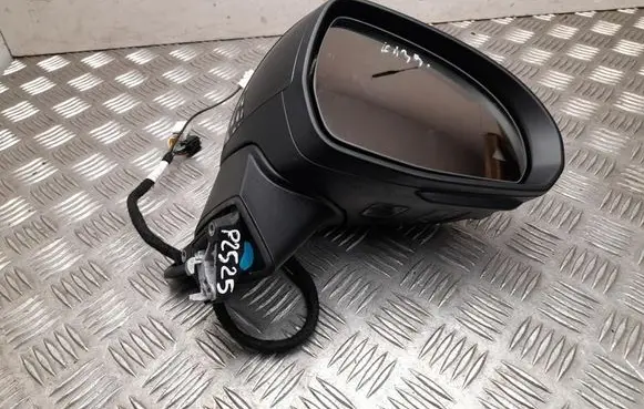 Front door electric wing mirror