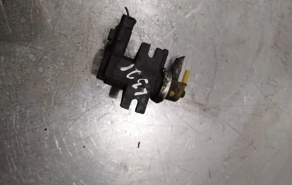 Ford Focus Turbo solenoid valve 9672875080 0163302