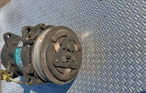 Peugeot 607 Air conditioning (A/C) compressor (pump) 9646416780
