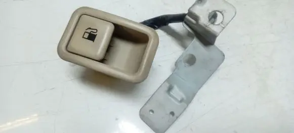 Hyundai Santa Fe Fuel tank opening switch 935552B000