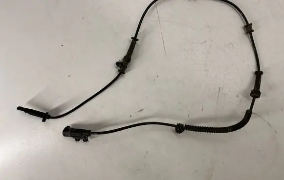 Jeep Grand Cherokee ABS brake wheel speed sensor 68250893AA 071152924