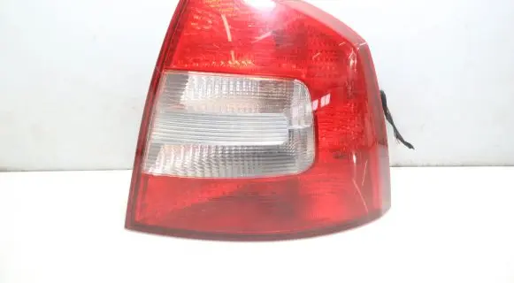 Skoda Octavia Mk2 (1Z) Rear/tail lights
