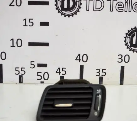 Volkswagen PASSAT B6 Dashboard air vent grill cover trim 3C1819701E