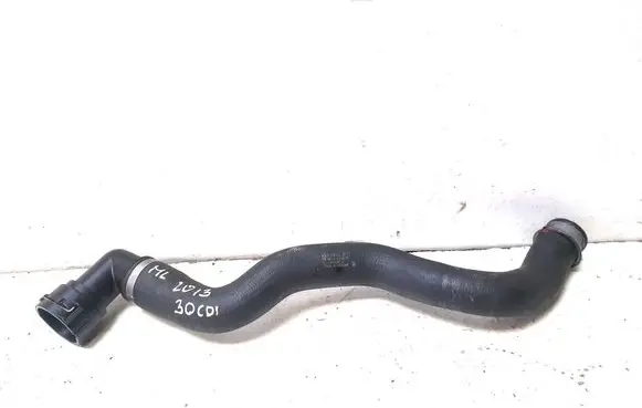 Engine coolant pipe/hose