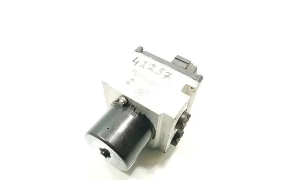 Volkswagen PASSAT B6 ABS Pump 3C0614109K