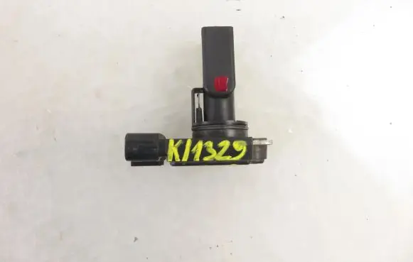 Toyota RAV 4 (XA20) Mass air flow meter 2220427010 AFH70M23