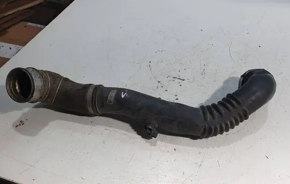 BMW 3 E90 E91 Intercooler hose/pipe 4723094 11884410
