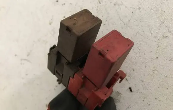 Renault Clio II Other relay 445445