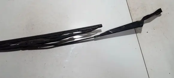 Volkswagen Golf III Front wiper blade arm 1h1955409c