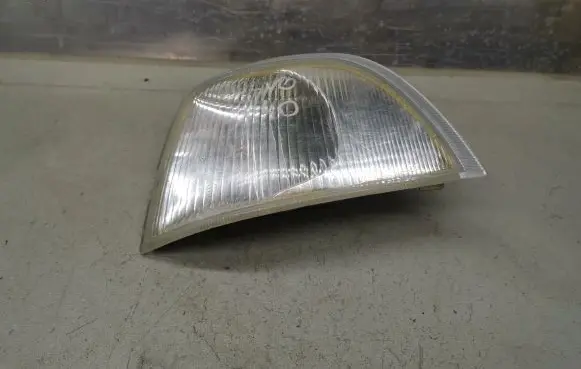 Front indicator light