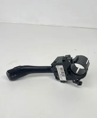 Volkswagen Golf IV Indicator stalk 8L0953513G 202852ATW