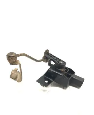 Volkswagen PASSAT B6 Air suspension front height level sensor 