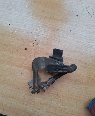 BMW 3 E90 E91 Front height sensor lever 6763735