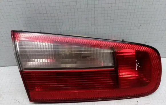 Renault Laguna II Tailgate rear/tail lights 8200002475