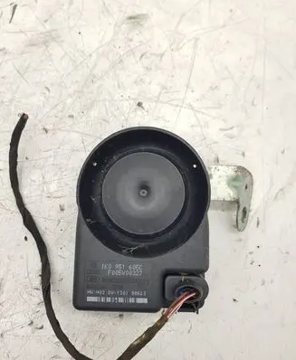 Volkswagen PASSAT B6 Alarm system siren 1K0951605C