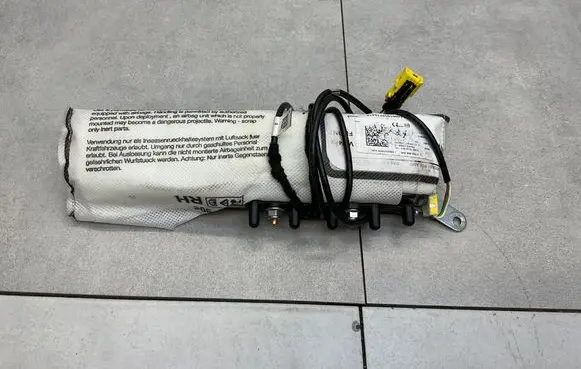 Volkswagen PASSAT B8 Seat airbag 3G0880242F