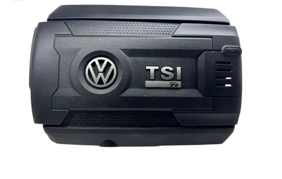 Volkswagen Golf VII Engine cover (trim) 06K103925G