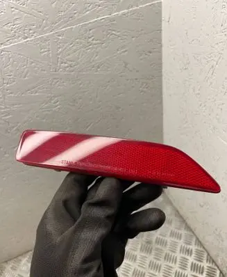 Honda CR-V Rear tail light reflector p6368r