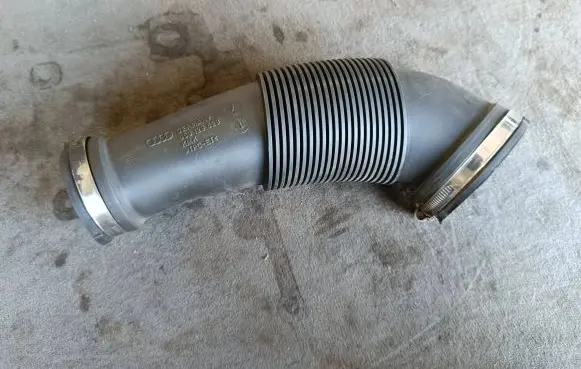 Audi Q5 SQ5 Air intake duct part 059129629