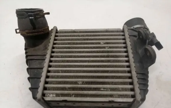 Audi A3 S3 8L Intercooler radiator 1J0145803F 862328X IA1070