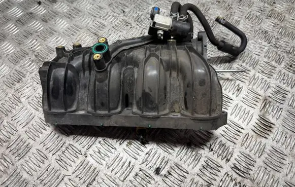 Suzuki Swift III Intake manifold 1311053SA0