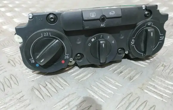 Volkswagen PASSAT B6 Interior fan control switch 3C2820045A