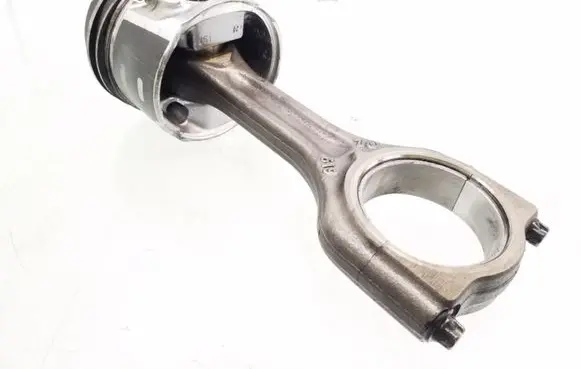 Peugeot 307 Piston with connecting rod
