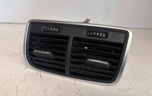 Audi A6 S6 C7 4G Rear air vent grill 4G0819203