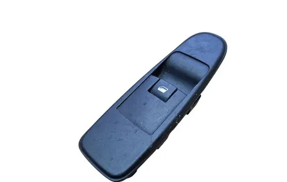 Citroen C4 Grand Picasso Electric window control switch 96590662XT 080906 00571