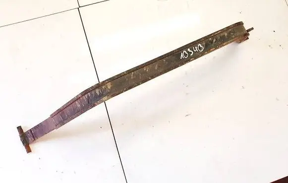 Fuel tank mounting bracket
