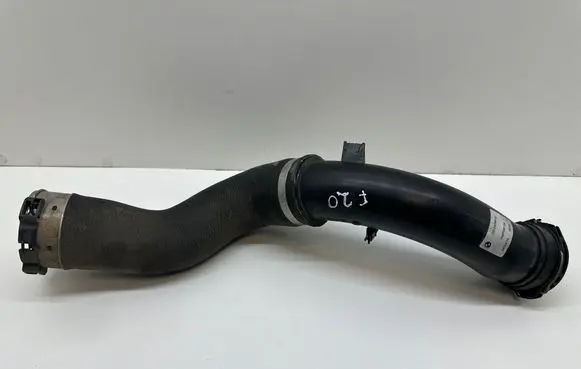 BMW 1 F20 F21 Intercooler hose/pipe 7597587