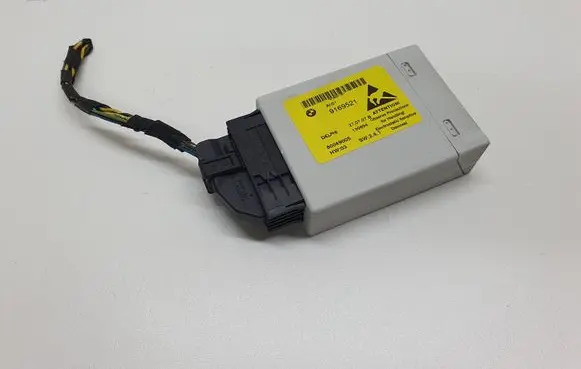 BMW 5 E60 E61 Central console control unit 9169521 80049005