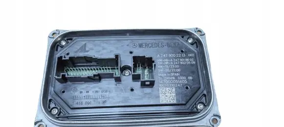 Mercedes-Benz B W247 Voltage converter/converter module 
