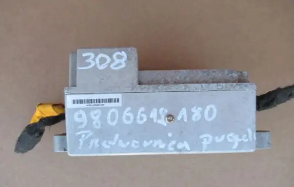 Peugeot 308 Voltage converter inverter 9806619180