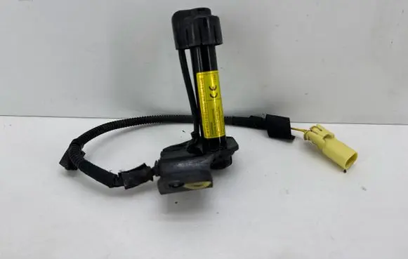 KIA Sorento Bonnet Pedestrian Airbag Actuator 1395P10161