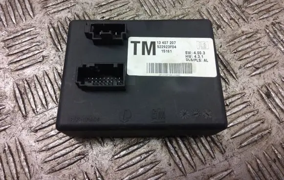 Opel Insignia A Light module LCM 13407207