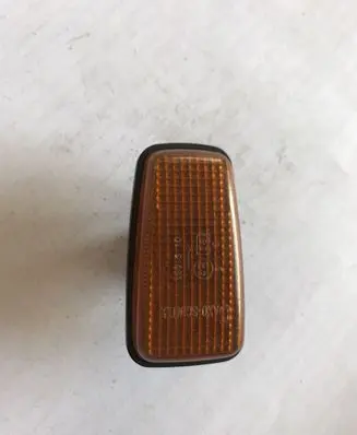 Peugeot 106 Front fender indicator light 0191081