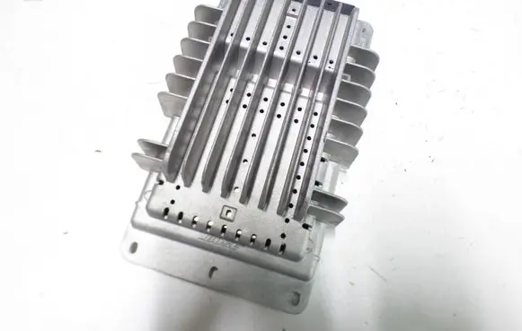 Audi A3 S3 8P Sound amplifier 8P7035223A 304105002 305611002051653