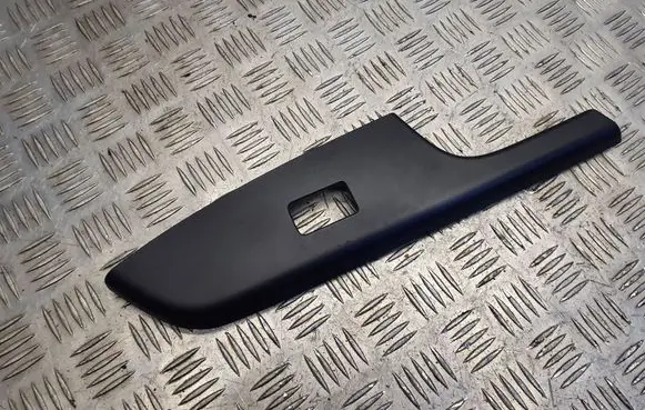 Honda CR-V Front door window switch trim 