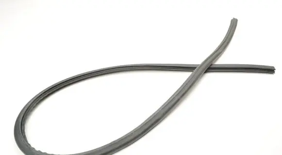 BMW 4 G22 G23 G24 G26 Engine compartment rubber 7419379