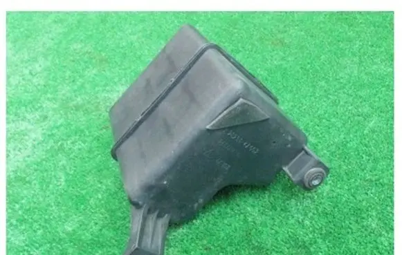 Hyundai H-1, Starex, Satellite Intake resonator 