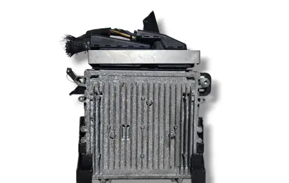 Mercedes-Benz ML W164 Engine control unit/module A6421502277 0281013971